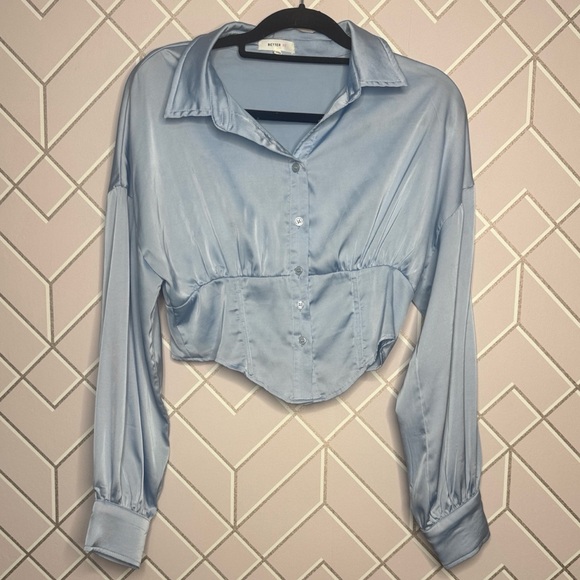 Better Be Tops - Light Blue Satin Cropped Blouse Medium